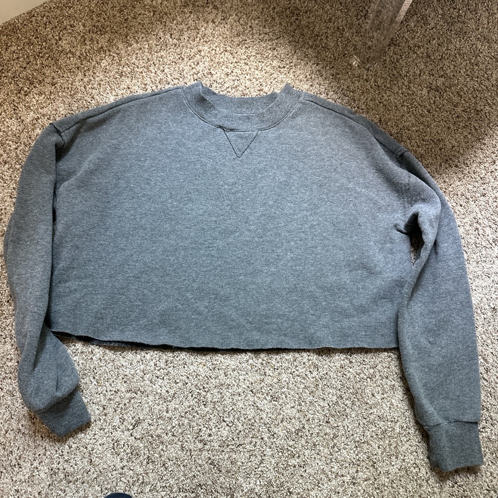 Colsie Gray Boxy Cropped Hoodie